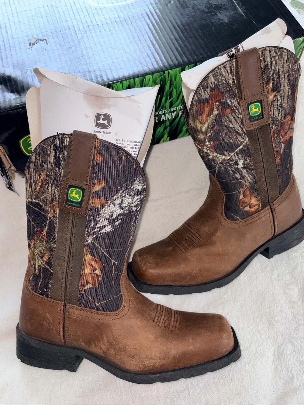 John Deere Leather Camo Boots sz 10 NWT!